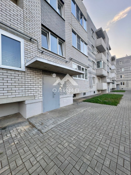 Россия, Ярославская область, Тутаев, улица В.В. Терешковой, 13А 4468957633