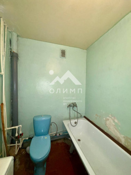 Россия, Ярославская область, Тутаевский муниципальный округ, деревня Столбищи, Центральная улица, 14