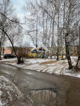 Россия, Ярославская область, рабочий посёлок Некрасовское, улица Космонавтов, 6 5490476012