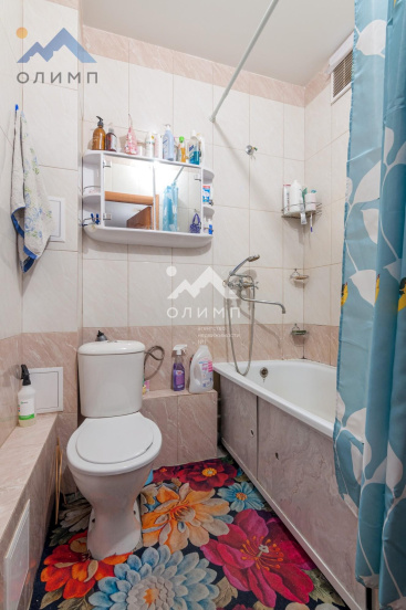Россия, Вологда, улица Космонавта Беляева, 32к2 3357958101