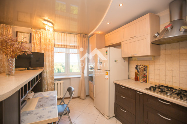 Россия, Ярославль, улица Лескова, 28к2 3826618620