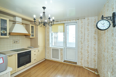 Россия, Ярославль, проспект Фрунзе, 39 4521880708