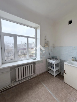 Россия, Ярославская область, Тутаевский муниципальный округ, рабочий посёлок Константиновский, улица Старостина, 1