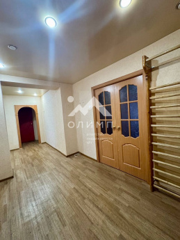 Россия, Ярославская область, Тутаевский муниципальный округ, деревня Столбищи, Центральная улица, 14