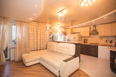 Россия, Ярославль, улица Лескова, 28к2 3826618620