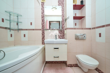 Россия, Ярославль, улица Володарского, 8