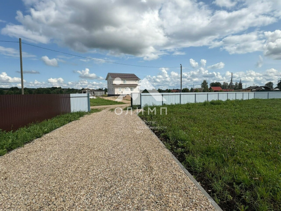 Россия, Архангельская область, Вельский район, муниципальное образование Усть-Вельское, деревня Заручевская, 23В