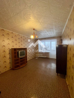 Россия, Ярославская область, Тутаевский муниципальный округ, деревня Столбищи, Центральная улица, 14