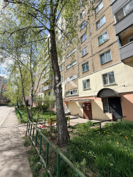 Россия, Ярославская область, Тутаев, Комсомольская улица, 69