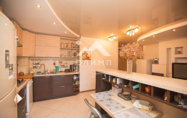 Россия, Ярославль, улица Лескова, 28к2 3826618620