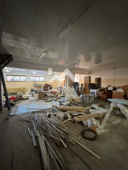 Россия, Ярославская область, Гаврилов-Ямский муниципальный округ, село Заячий Холм, Центральная улица, 33