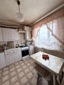Россия, Ярославская область, Тутаев, Советская улица, 26