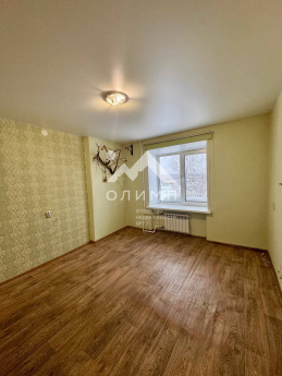 Россия, Ярославская область, Тутаевский муниципальный округ, деревня Столбищи, Центральная улица, 14