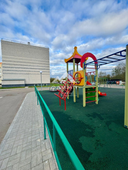 Россия, Ярославская область, Тутаев, улица В.В. Терешковой, 13А 4561675977