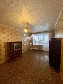 Россия, Ярославская область, Тутаевский муниципальный округ, деревня Столбищи, Центральная улица, 14