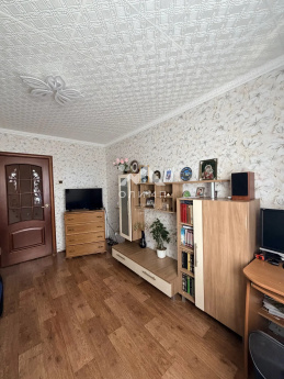 Россия, Ярославская область, Тутаев, Комсомольская улица, 69